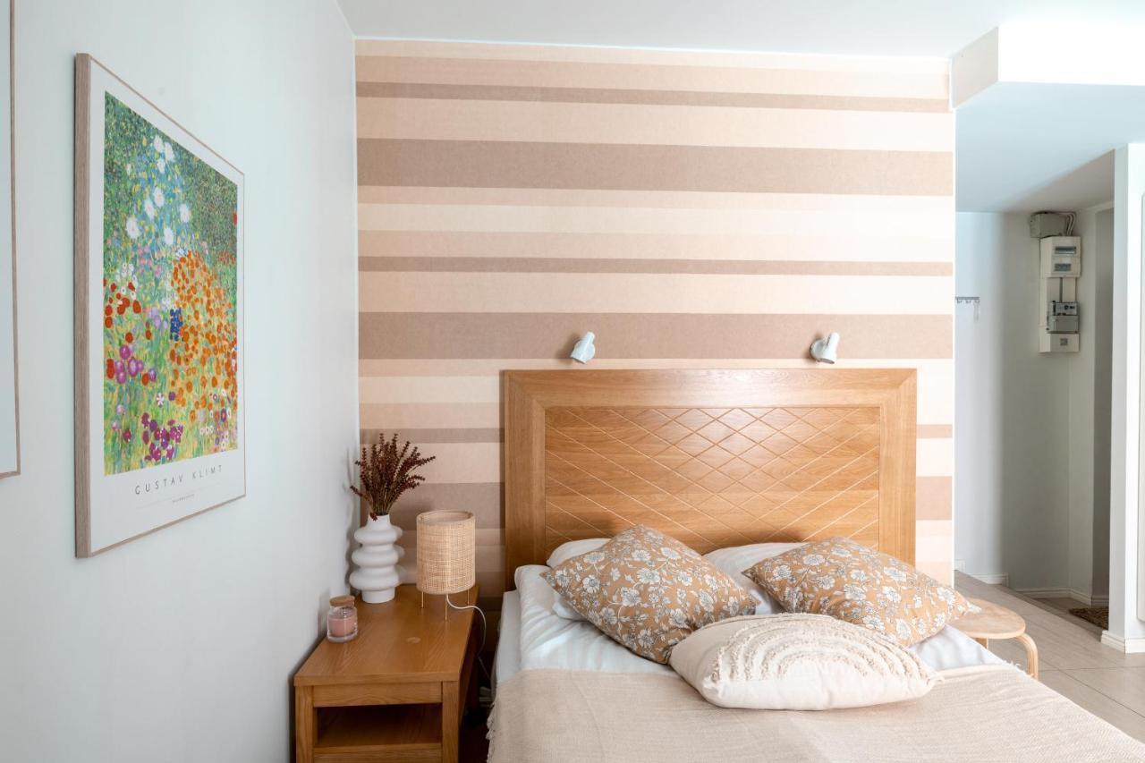 2Ndhomes Compact Studio By The Esplanade Park ヘルシンキ エクステリア 写真